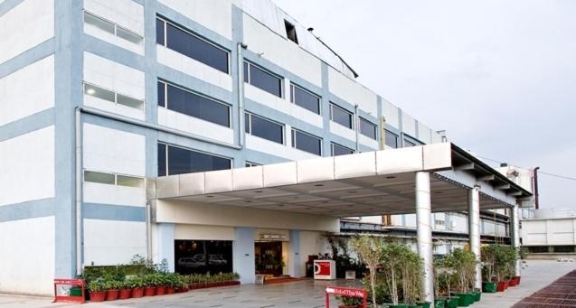 Clarks Inn, Pacific Mall Ghaziabad Buitenkant foto
