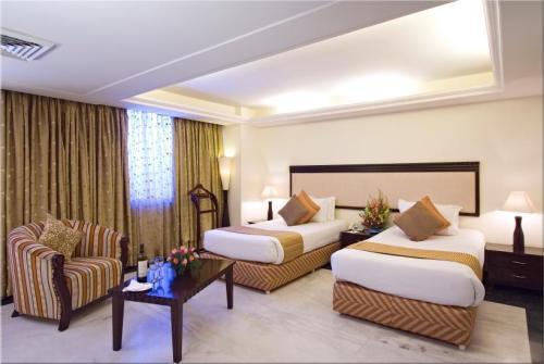 Clarks Inn, Pacific Mall Ghaziabad Buitenkant foto